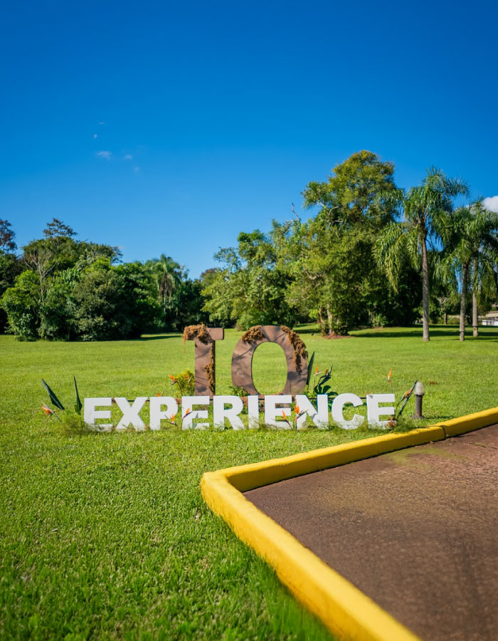 Grupo Manonu Letras Corporeas Posadas Misiones